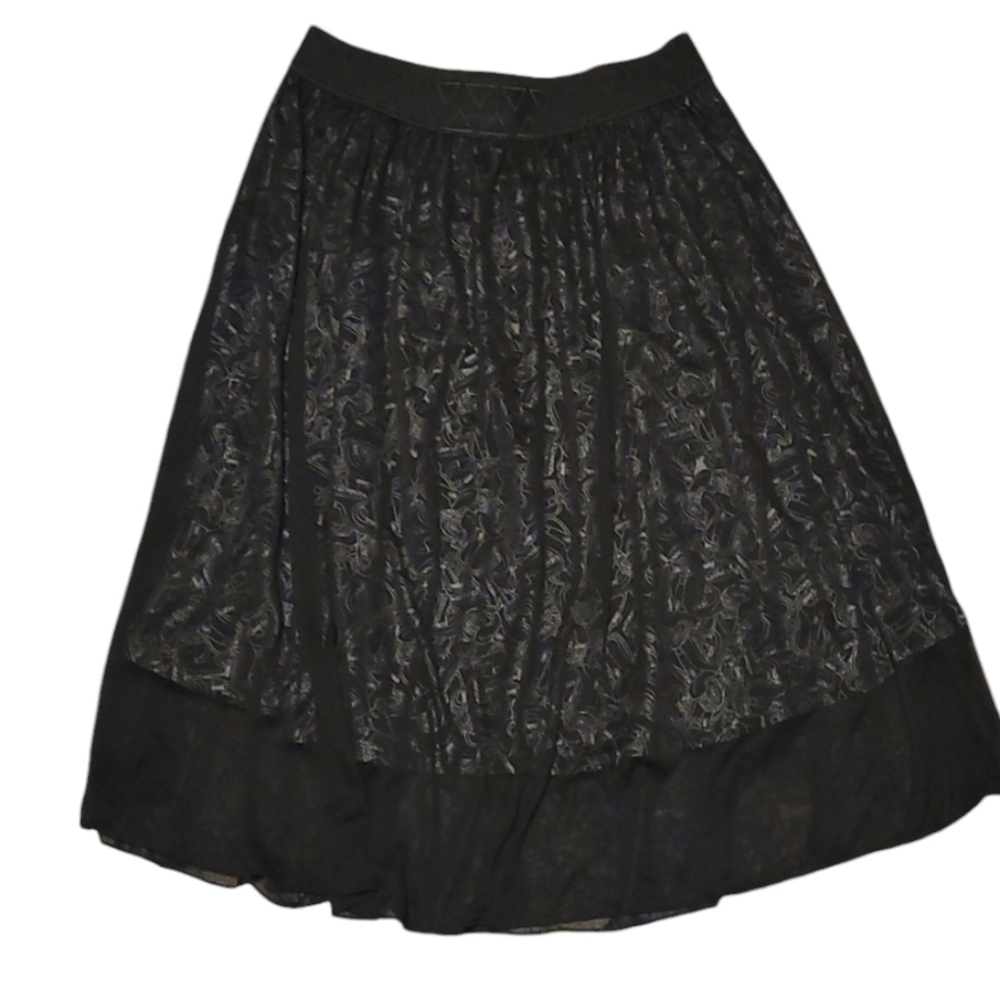 Lularoe Lola sz medium black white moped scooter skirt with sheer overlay WSK30